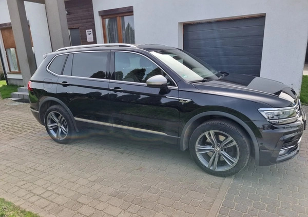 Volkswagen Tiguan Allspace cena 137900 przebieg: 114000, rok produkcji 2019 z Oborniki małe 29